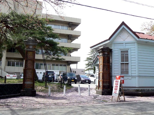 P1030774-1200.jpg