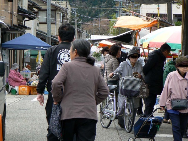 P1030782-1200.jpg