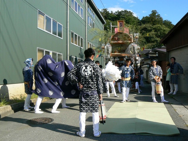 P1040944-1920.jpg
