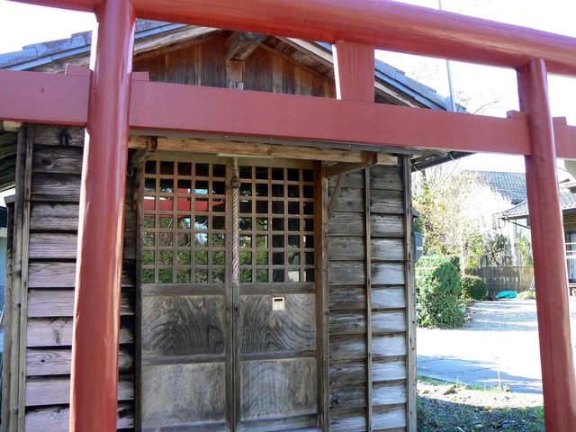 P1050451-2048.jpg