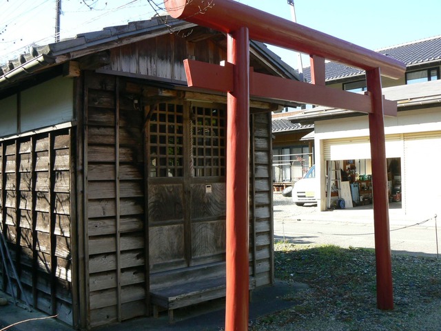 P1050453-2048.jpg