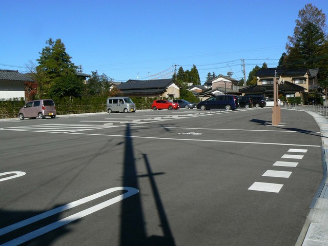 P1050459-2048.jpg