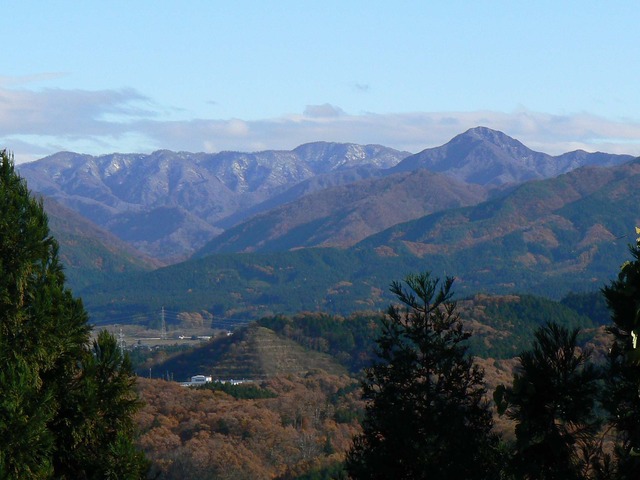 P1050523-2048.jpg