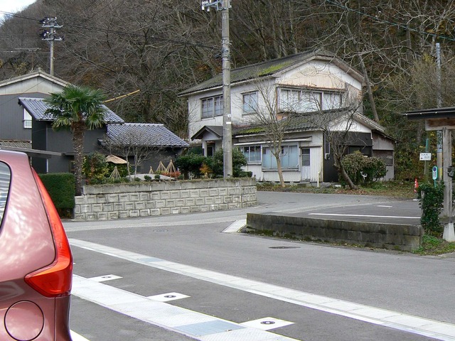P1050614-2048.jpg