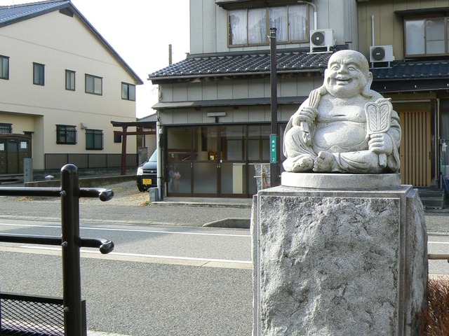 P1050773-2048.jpg