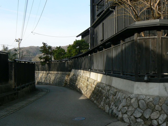 P1050849-2048.jpg