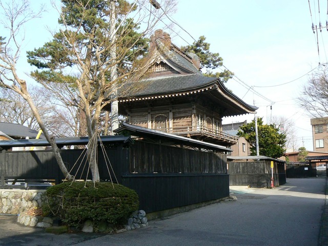 P1050862-2048.jpg
