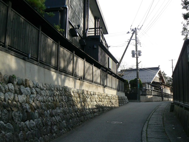 P1050865-2048.jpg
