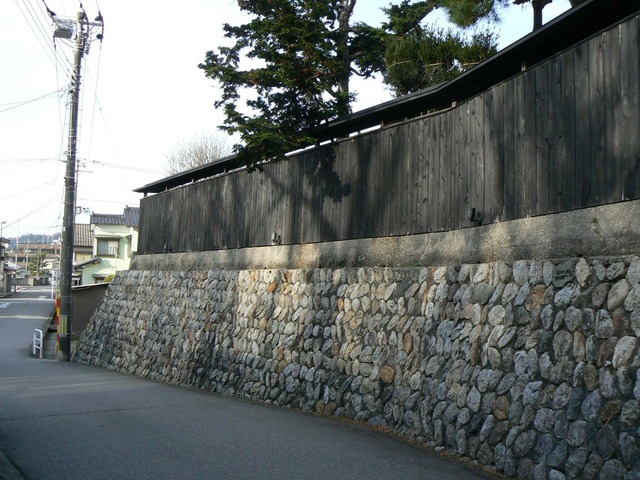 P1050866-2048.jpg