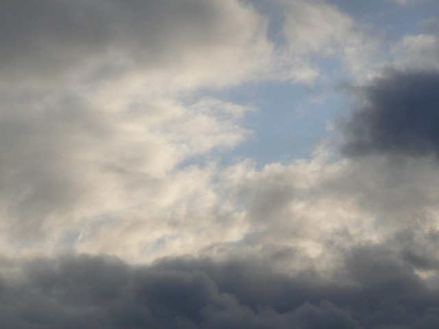 P1050943-2048.jpg