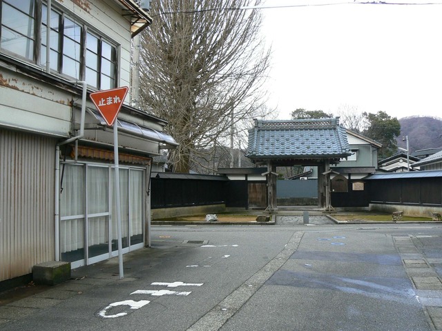 P1060296-2048.jpg