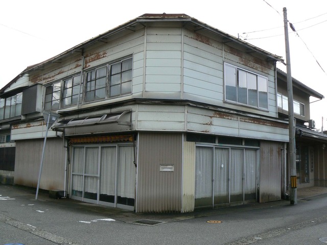 P1060298-2048.jpg
