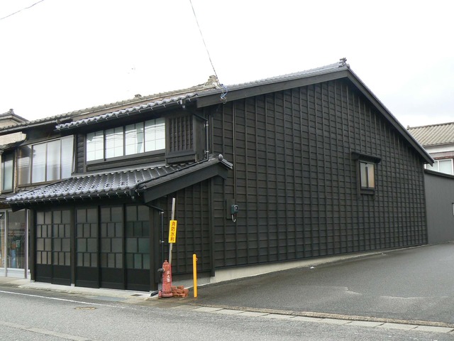 P1060304-2048.jpg