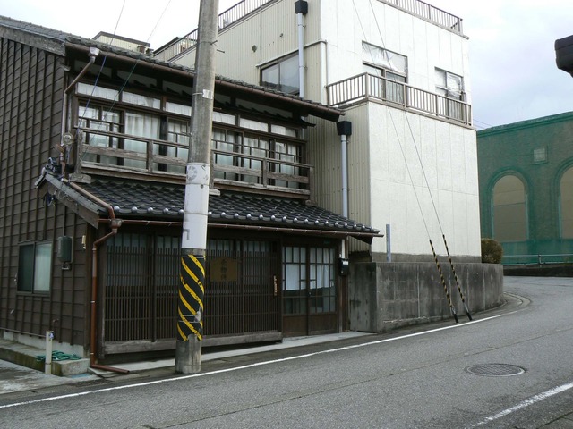 P1060323-2048.jpg