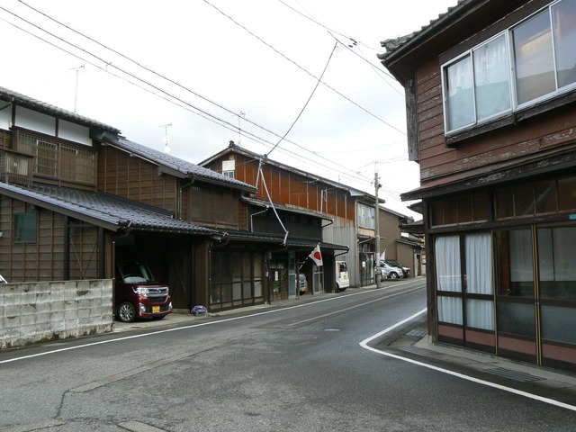 P1060328-2048.jpg
