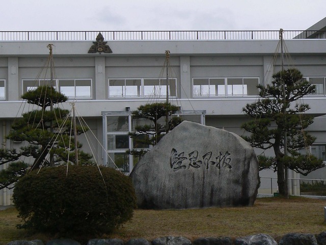 P1060453-2048.jpg