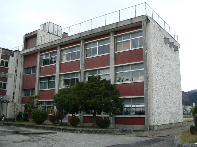 P1060515-2048.jpg