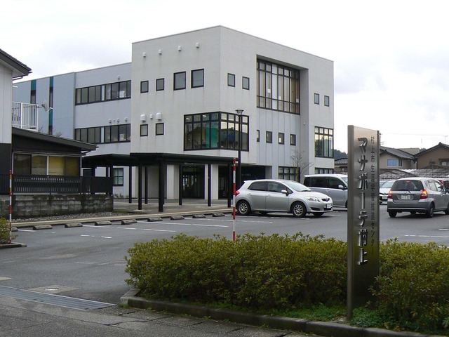 P1060580-2048.jpg