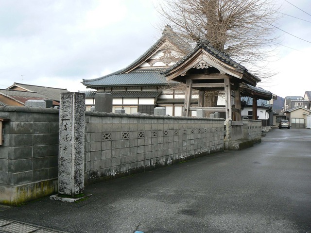 P1060593-2048.jpg