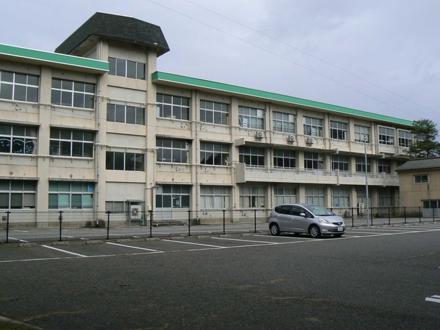 P1060756-2048.jpg