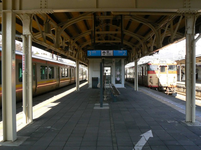 P1060959-2048.jpg