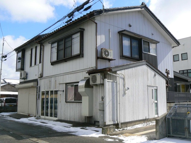 P1070176-2048.jpg