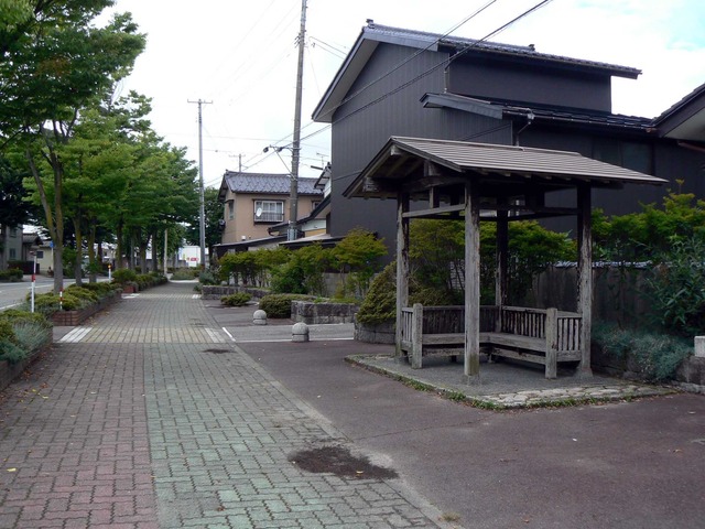 P1080049-2048.jpg