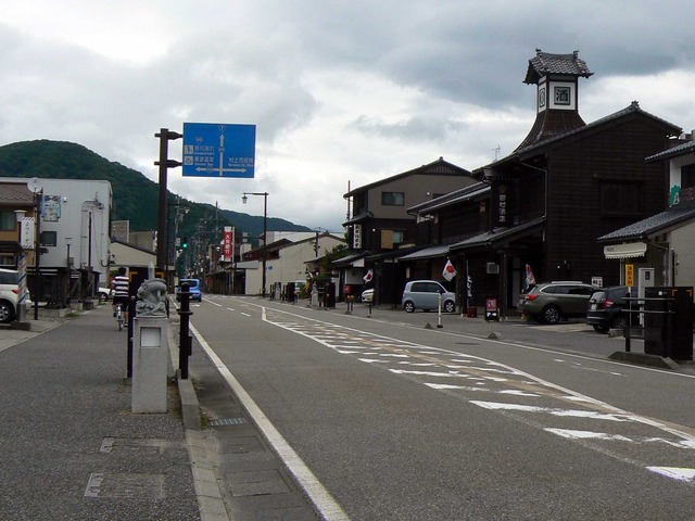 P1080133-2048.jpg