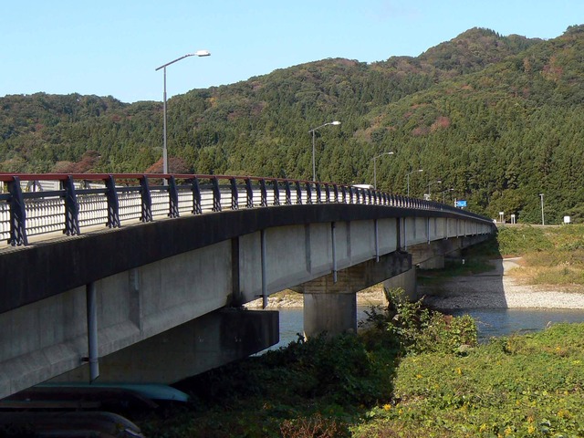 P1090017-2048.jpg