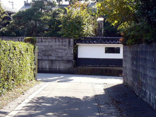 P1090076-2048.jpg