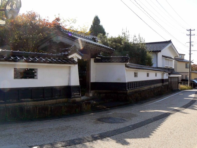 P1090077-2048.jpg