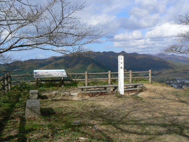 P1090254-2048.jpg