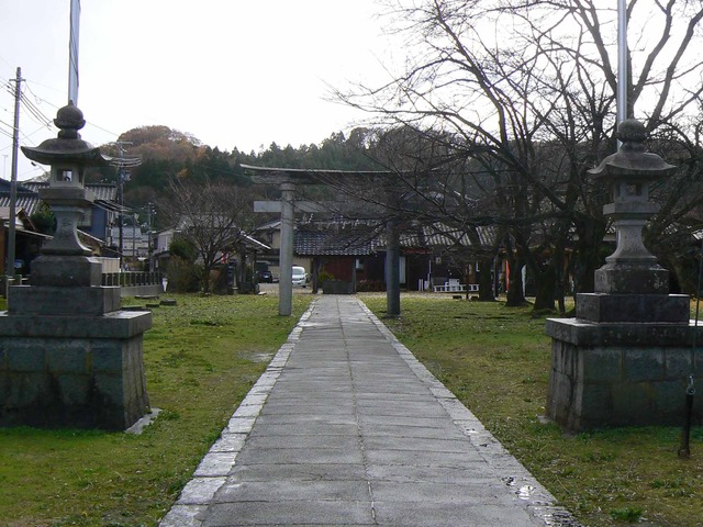 P1090512-2048.jpg