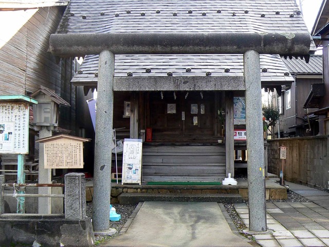 P1090745-2048.jpg
