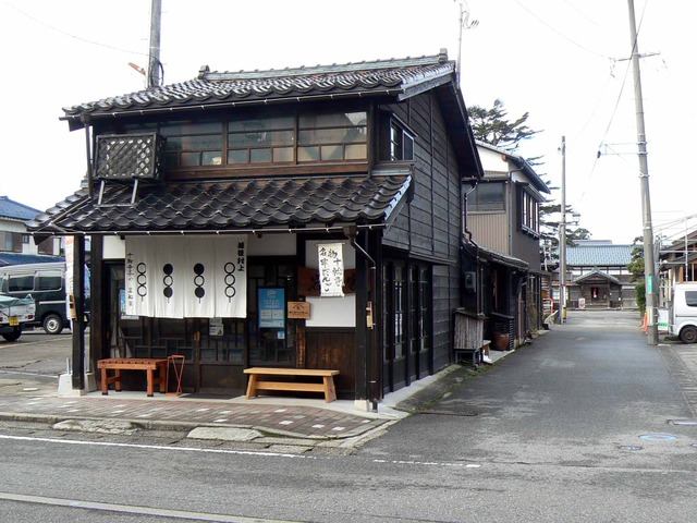 P1090815-2048.jpg