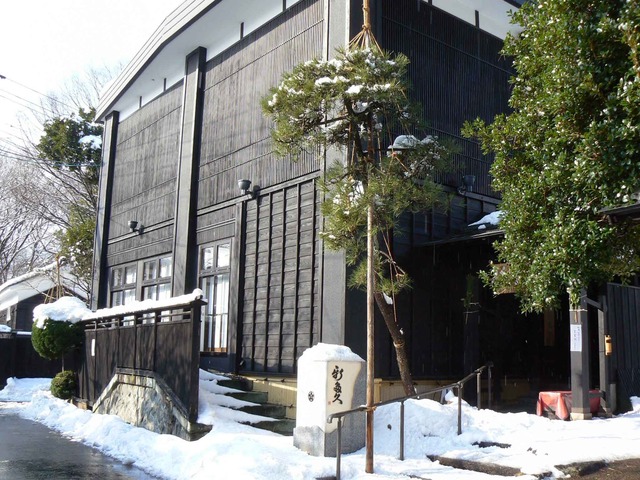 P1100123-2048.jpg