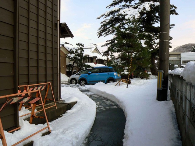 P1100193-2048.jpg