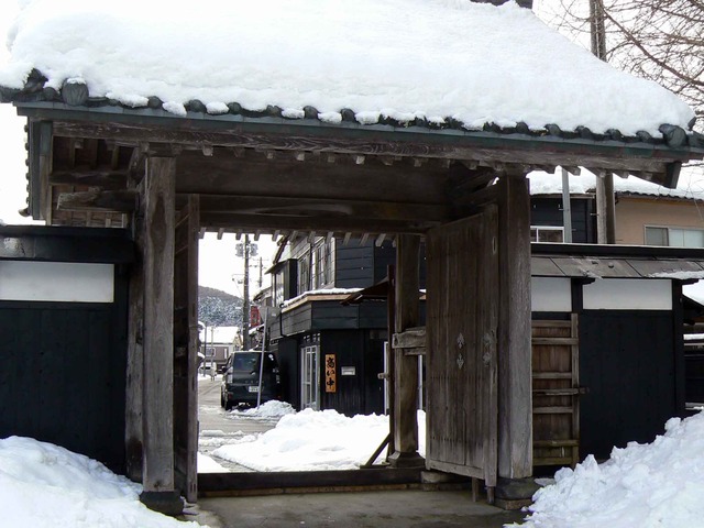 P1100197-2048.jpg