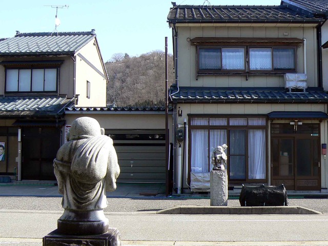 P1100716-2048.jpg