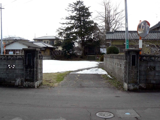 P1100881-2048.jpg