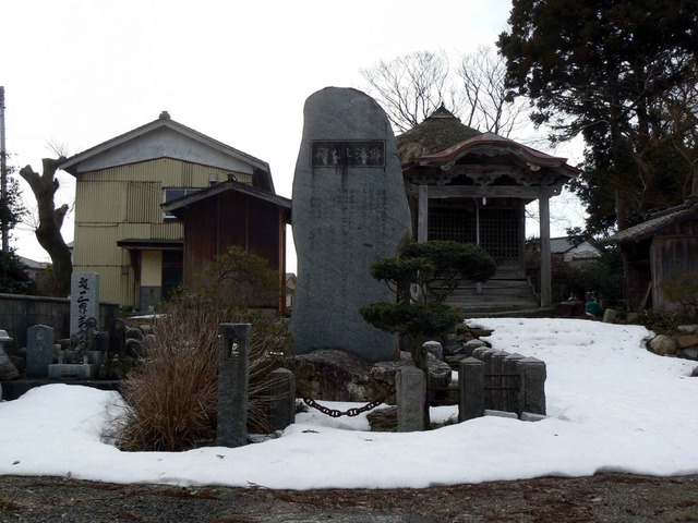P1100907-2048.jpg