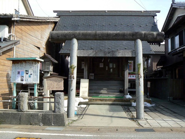 P1100964-2048.jpg