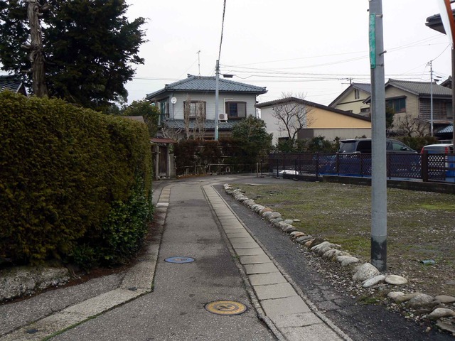 P1110041-2048.jpg