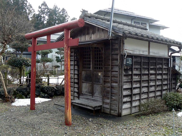 P1110152-2048.jpg