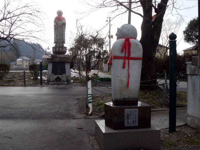 P1110160-2048.jpg