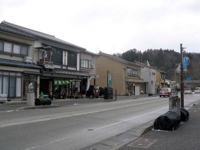P1110204-2048.jpg