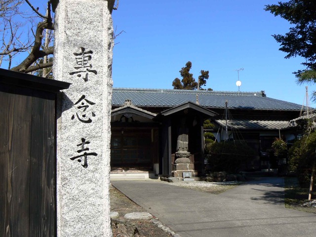 P1110308-2048.jpg