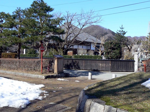P1110342-2048.jpg