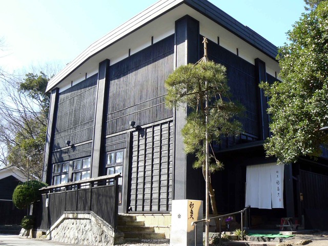 P1110355-2048.jpg
