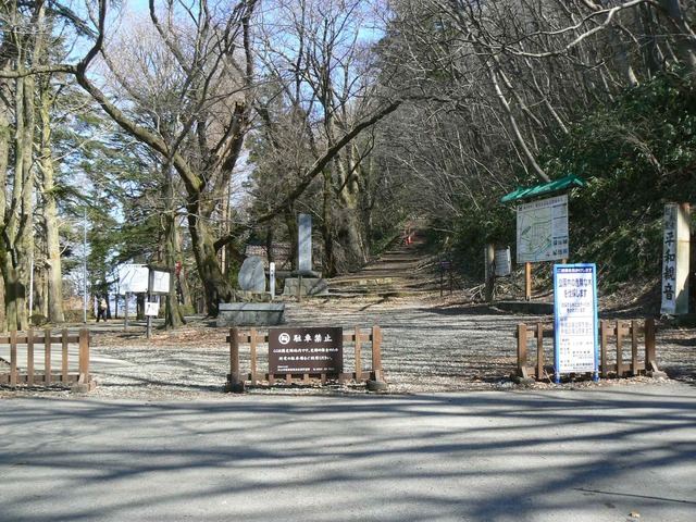 P1110377-2048.jpg